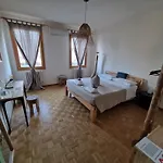 Affittacamere Residenza La Veranda A Rialto
